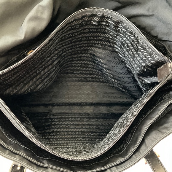 PRADA Vintage Tessuto Nylon Shoulder Tote Black - Picture 10 of 14